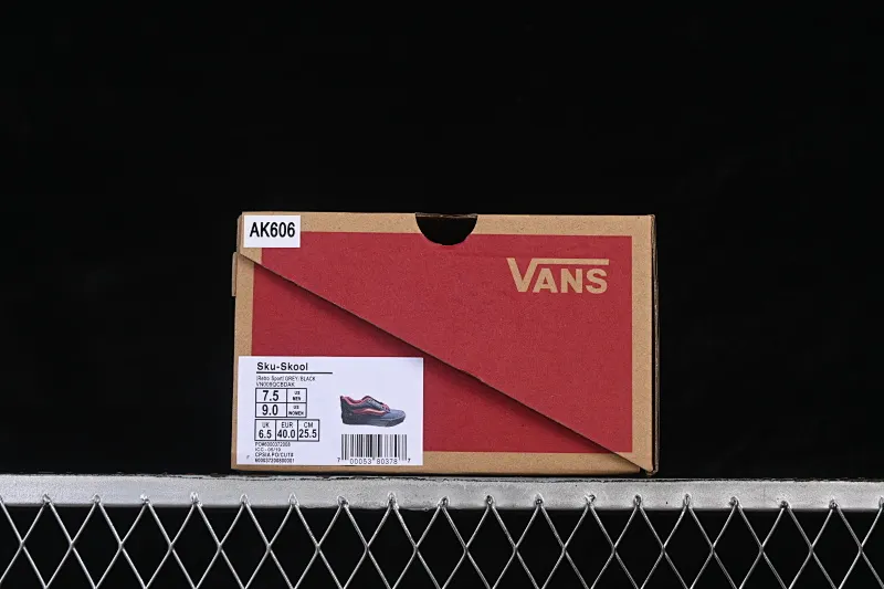 All categories Vans Vans series Vans Low Vans low-top Vans Sku-Skool Vans official low-top casual sneakers VN009QCBDAK